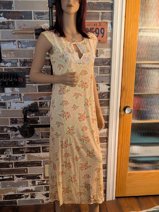 Vintage Other - Vintage 1960's Pink And Yellow Floral Nightgown With Lace Bodice Size Small